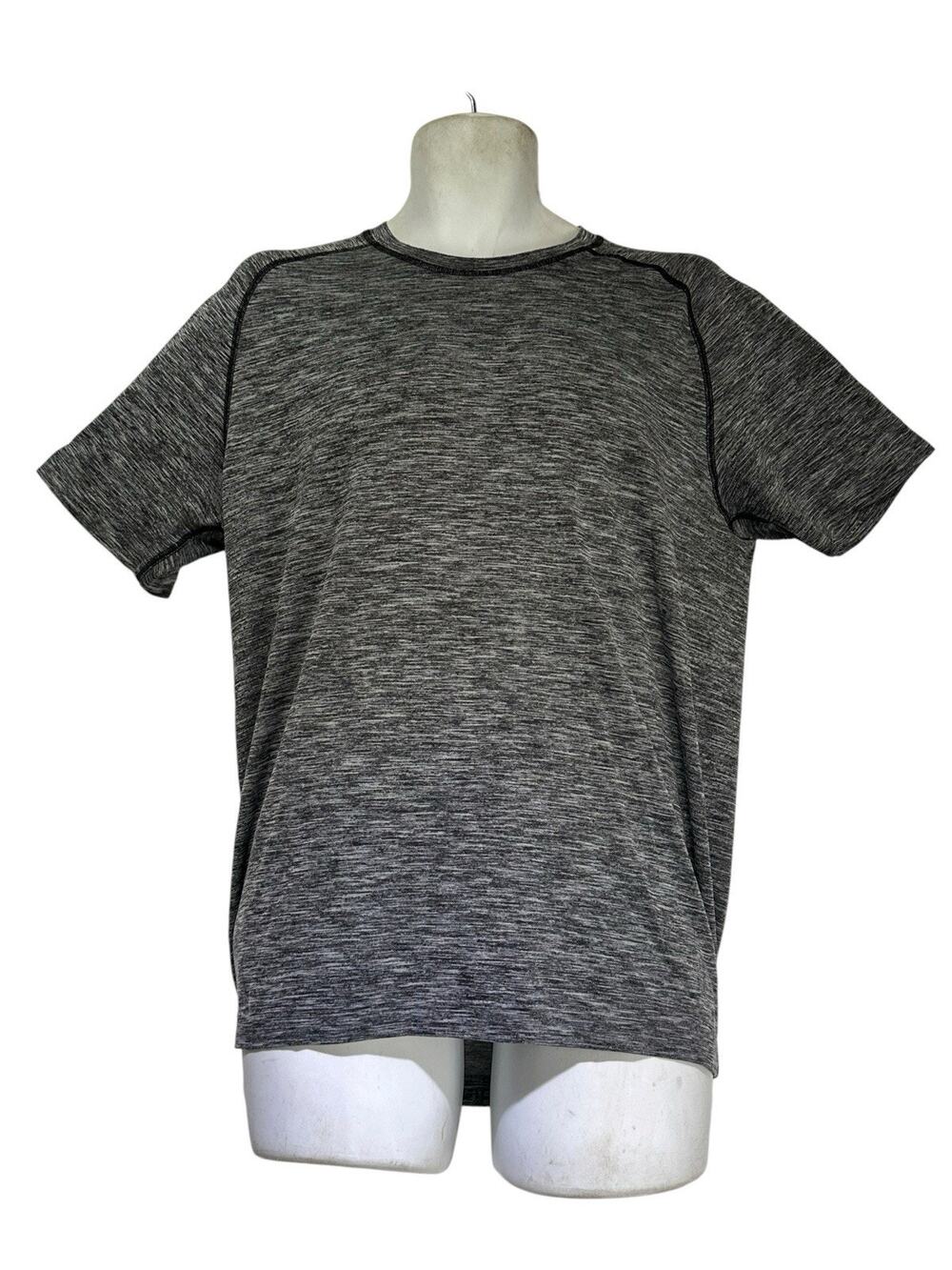 Lululemon Shirt Mens Size L Gray Short Sleeve Gym Running Metal Vent Tech Shirt